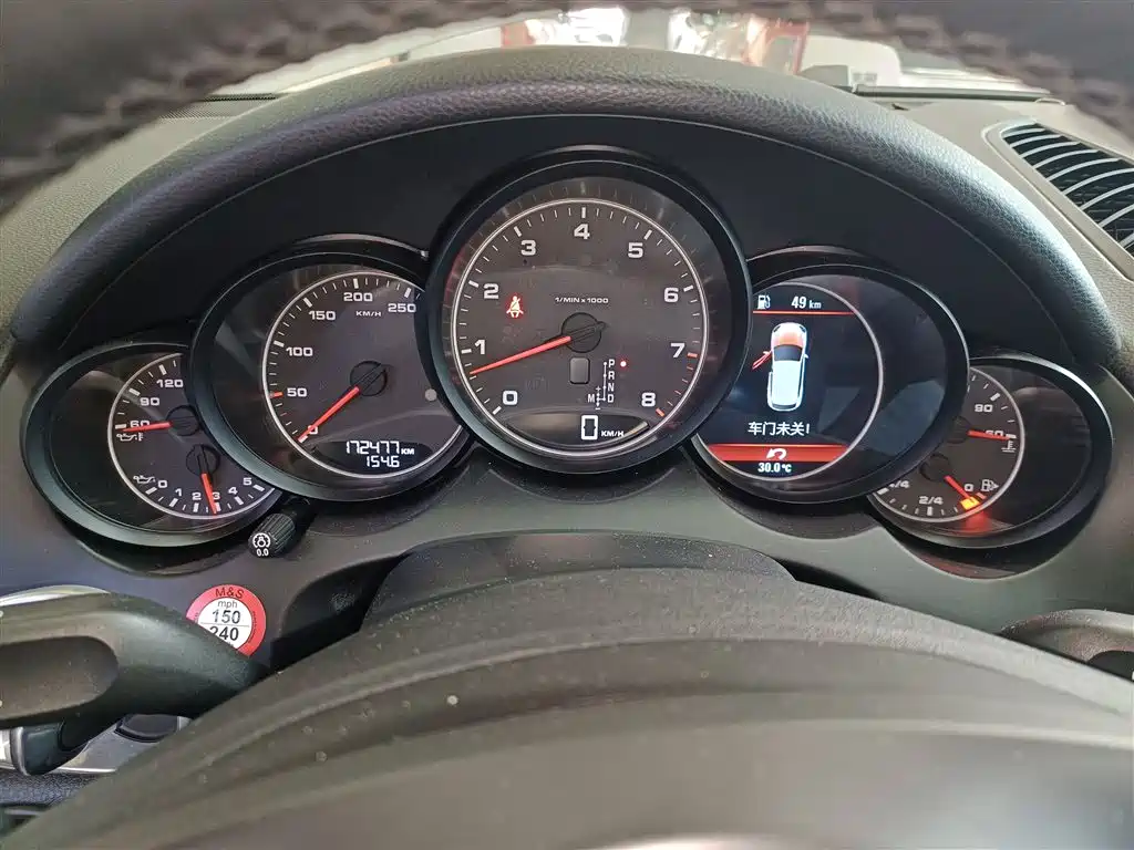 Porsche Cayenne 2014 Cayenne Platinum Edition 3.0T фото 12