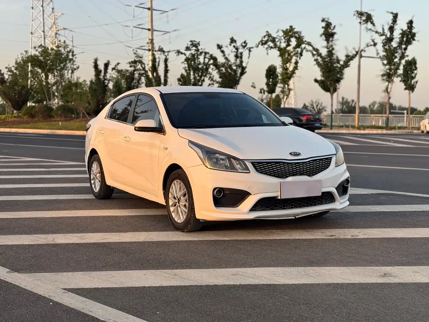 Kia K2 2017 Sedan 1.4L AT GLS фото 3