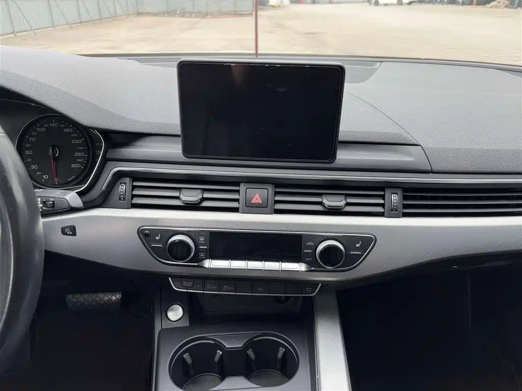 Audi A5 (Import) 2019 Sportback 40 TFSI Fashion фото 22