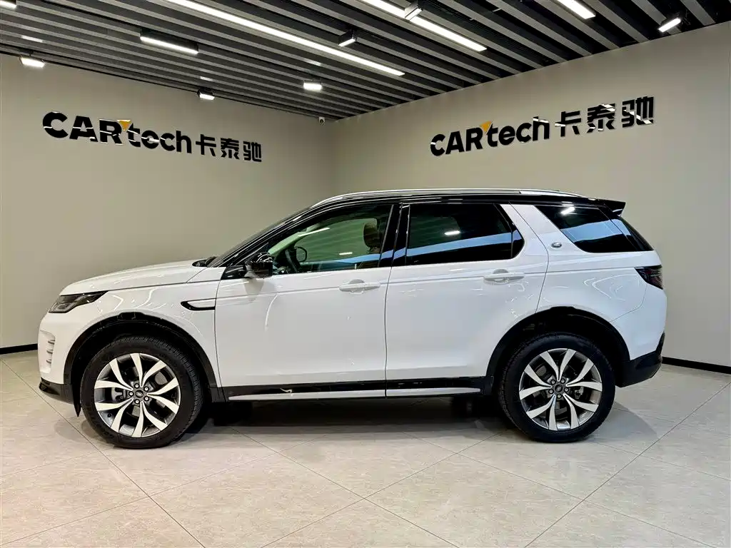 Land Rover Discovery Sport 2024 Luxury Custom Edition фото 7