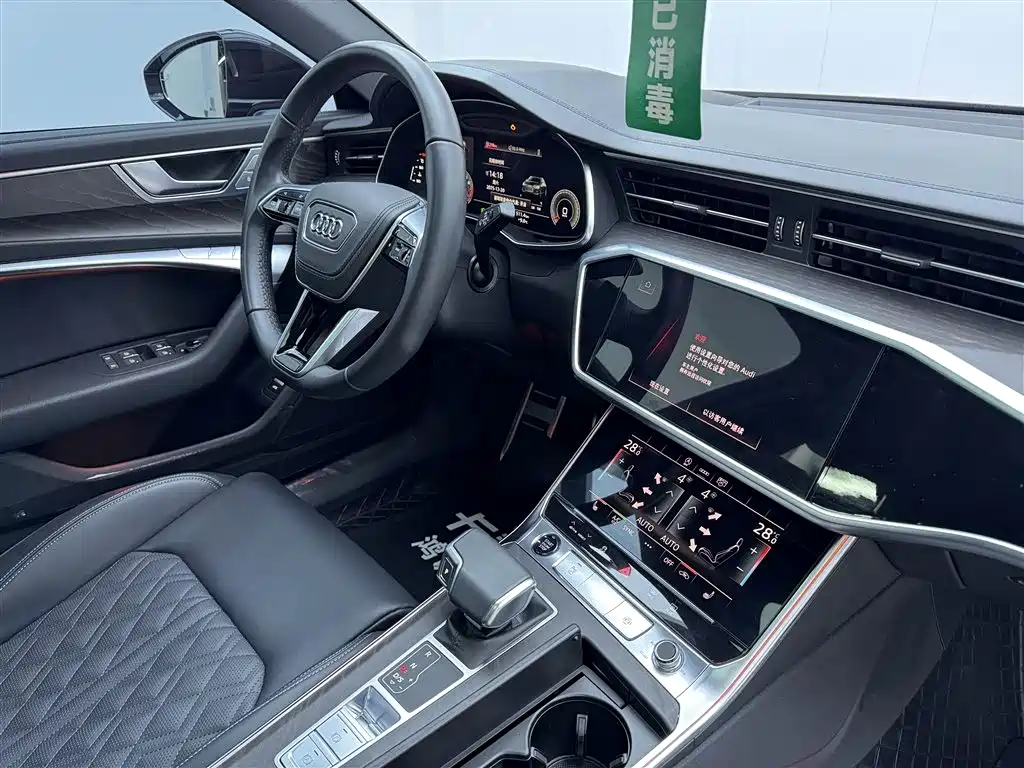 Audi A6L 2025 45 TFSI quattro Premium Sport фото 23