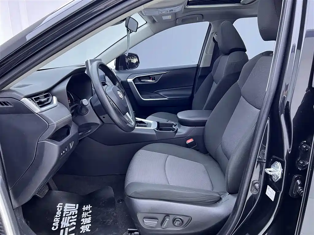 Toyota RAV4 Rongfang 2022 2.0L CVT 2WD Trend Edition фото 21