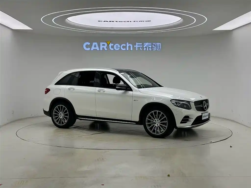 Mercedes-Benz GLC AMG 2017 AMG GLC 43 4MATIC фото 2