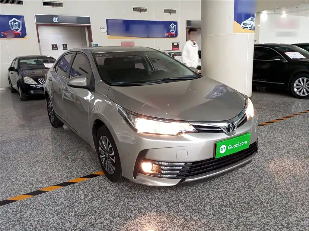 Toyota Corolla 2017 Facelift 1.2T S-CVT GL-i фото 22