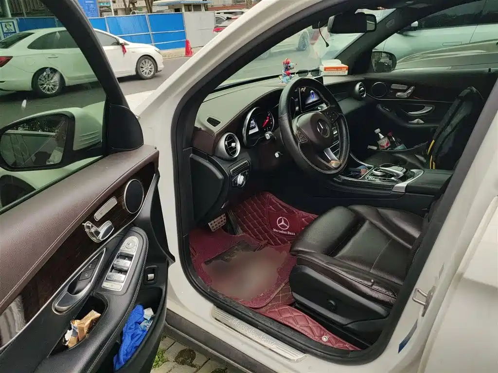Mercedes-Benz GLC 2017 GLC 260 4MATIC Dynamic фото 13