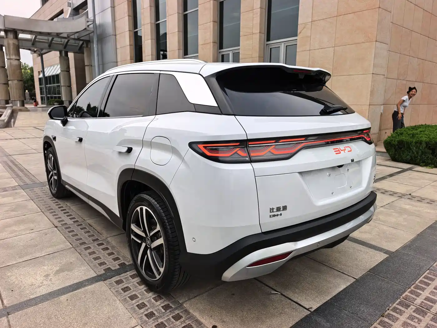 BYD Song L DM-i 2025 Smart Drive Edition 112km Surpassing фото 4