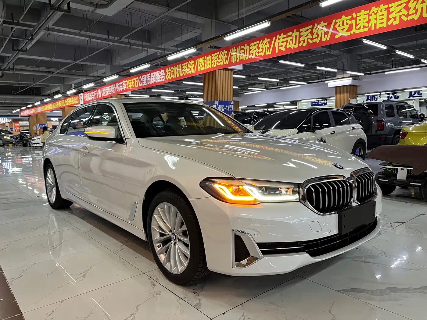 BMW 5-SERIES