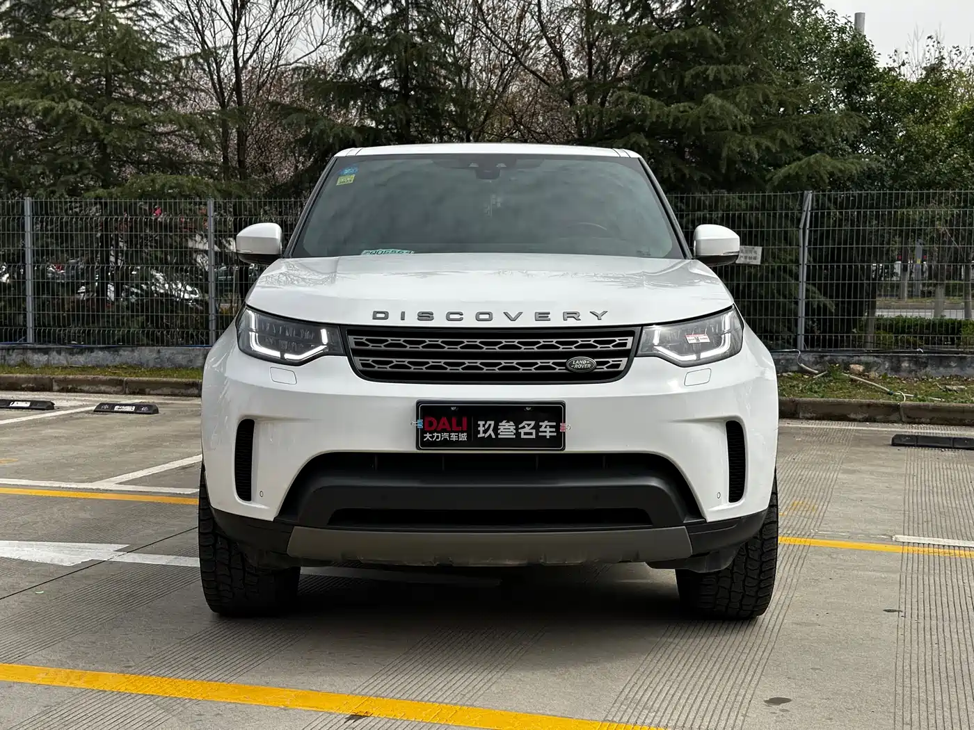 Фото 2 - Land Rover Discovery