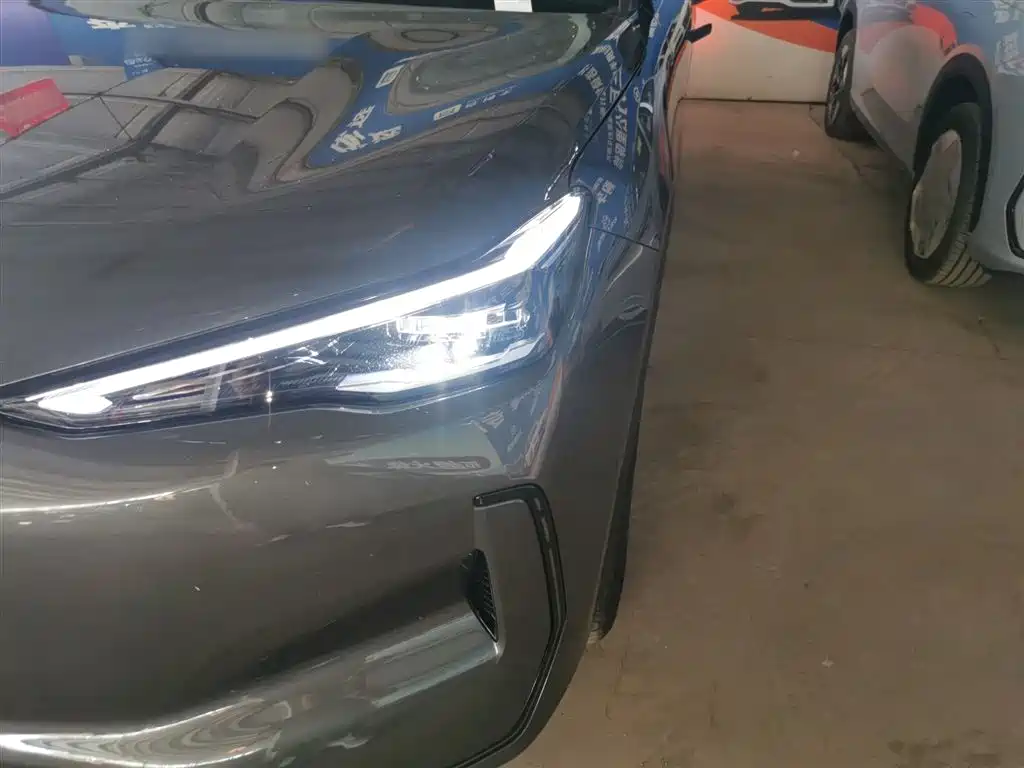 Geely Galaxy Galaxy E5 2026 530km Voyager Edition фото 24