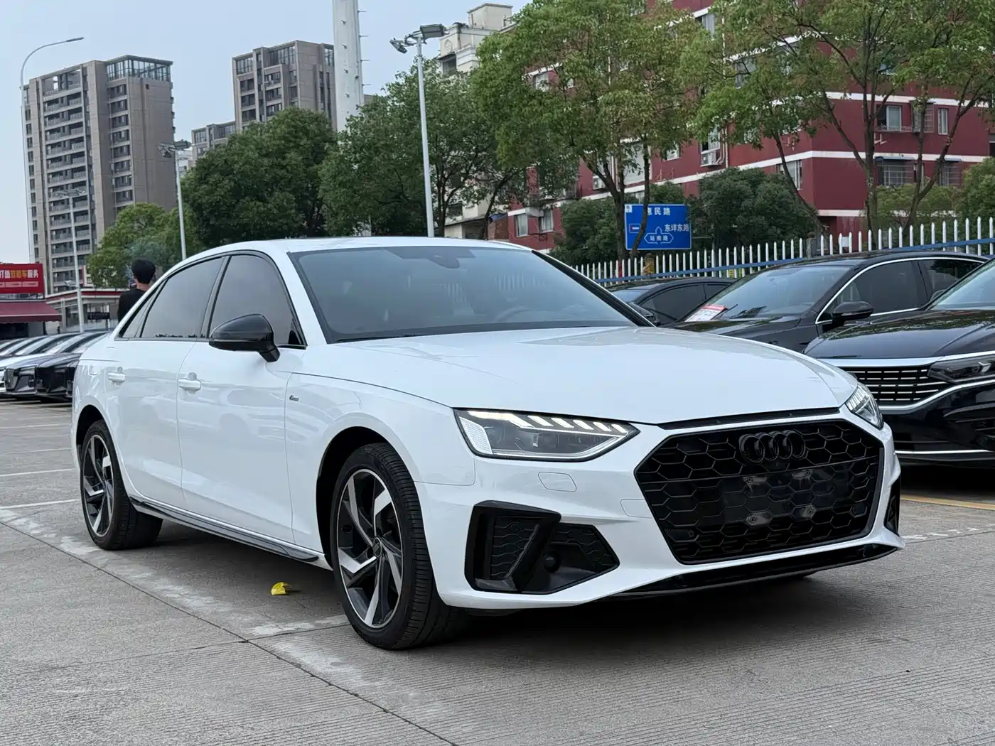 Audi A4L 2023 40 TFSI Bang&Olufsen Starlight Edition фото 3