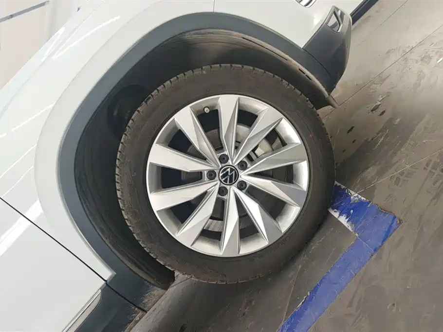 Volkswagen Tayron 2022 380TSI 4WD Luxury Smart Connect Pro фото 6