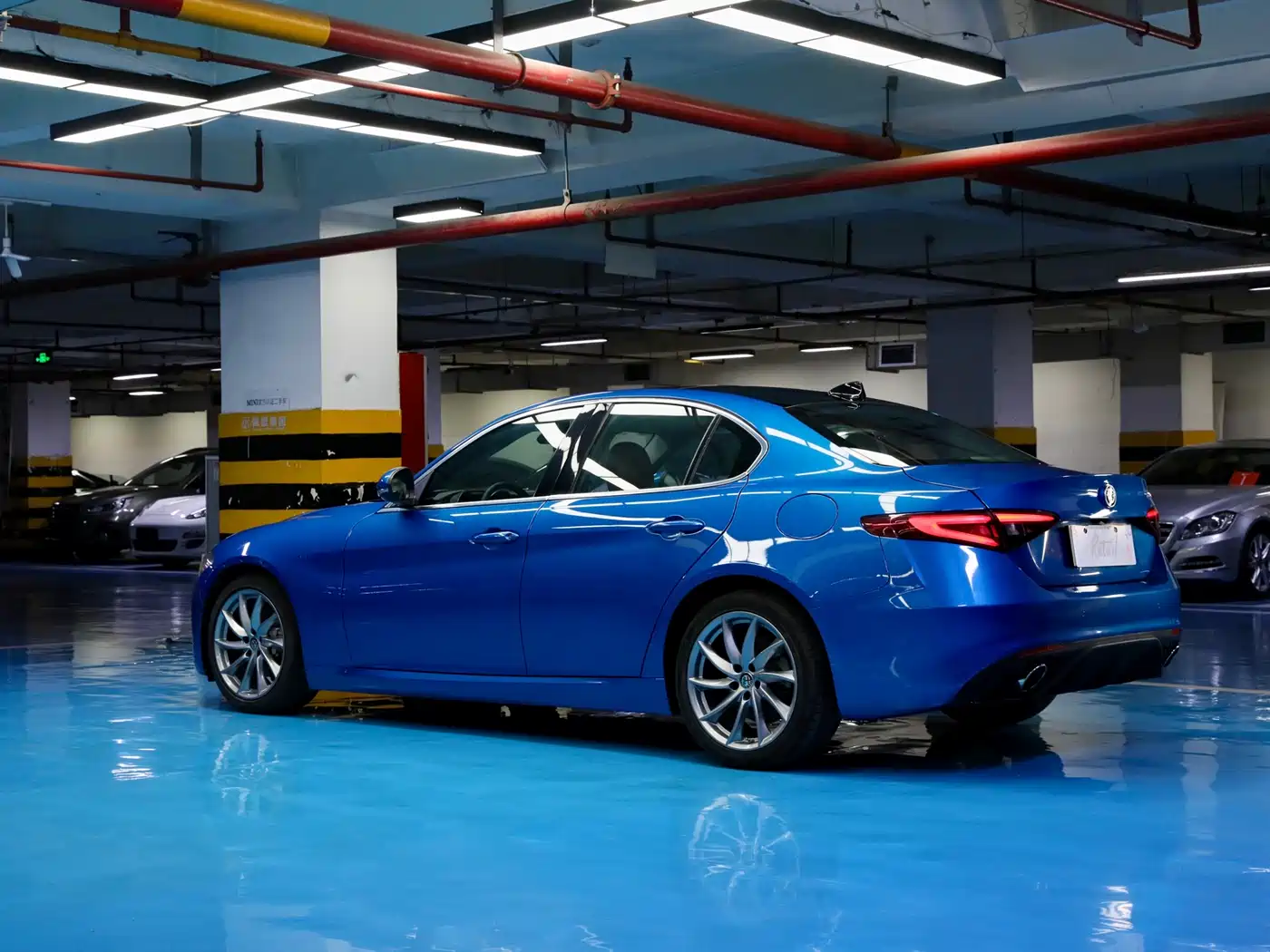 Alfa Romeo Giulia 2019 2017 2.0T 200HP Luxury Edition