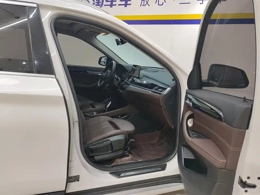 BMW X1 2021 sDrive20Li Exclusive фото 8