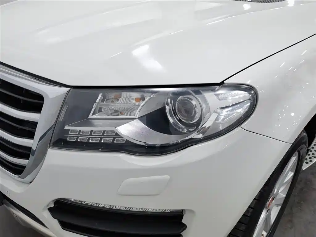 Haval H8 2015 2.0T 4WD Luxury фото 7