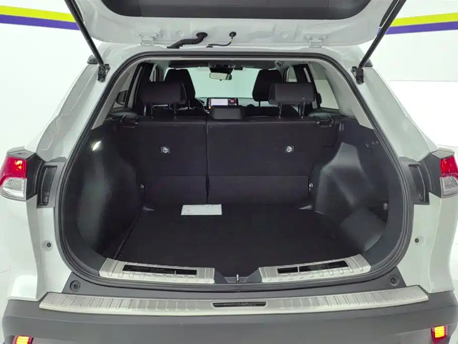 Toyota Corolla Cross 2023 Hybrid 2.0L Pioneer Edition фото 4