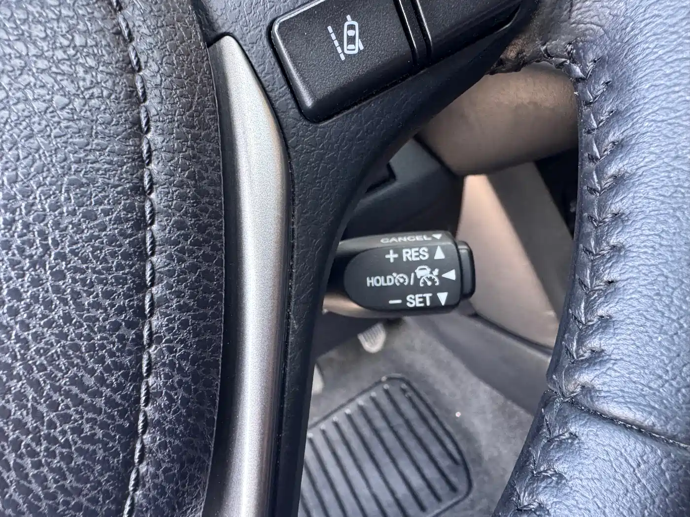 Toyota RAV4 Rongfang 2018 2.5L Automatic 4WD Elite i Edition фото 17