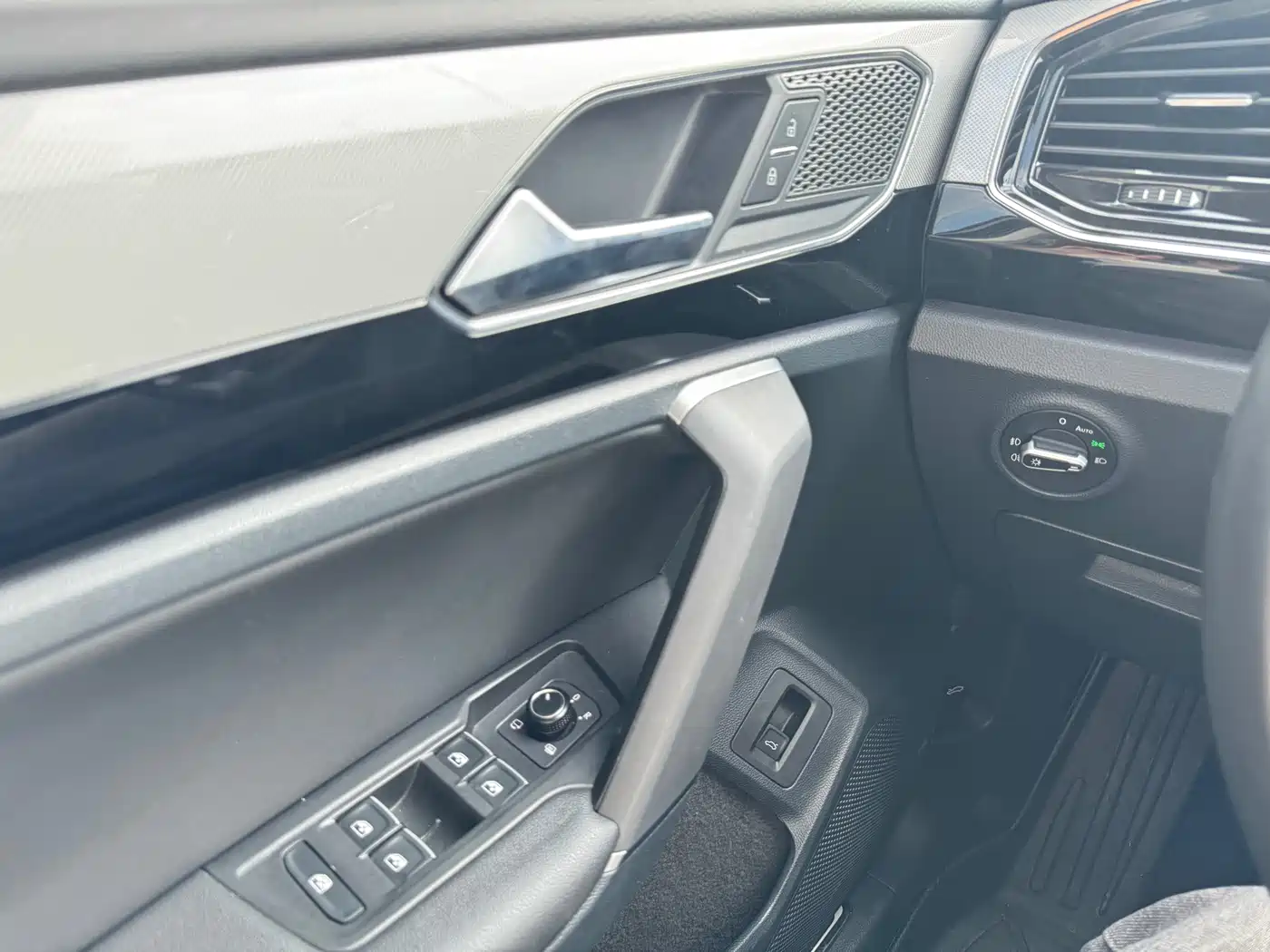 Фото 9 - Volkswagen Tayron