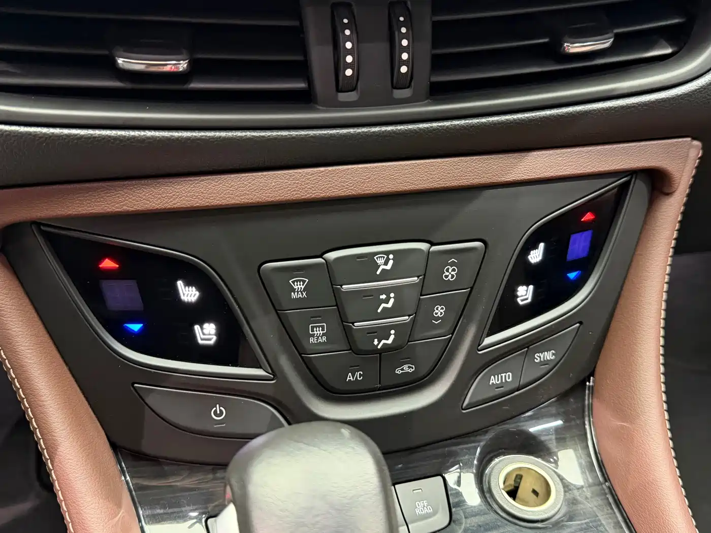 Buick Envision Plus 2018 28T 4WD All-round Sports Flagship фото 13