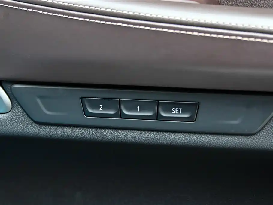 BMW 7 Series 2019 Facelift 730Li M Sport Package фото 33