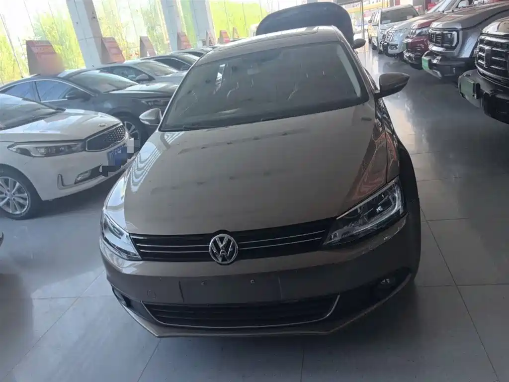 Volkswagen Sagitar 2014 Facelift 1.4TSI Automatic Luxury фото 3