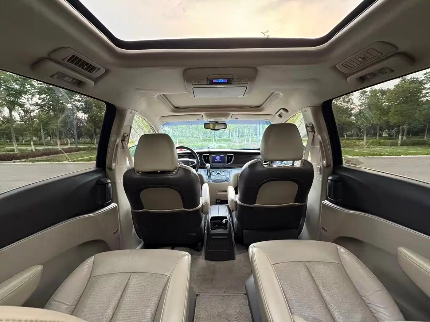 Buick GL8 2012 2011 3.0L XT Luxury Business Flagship