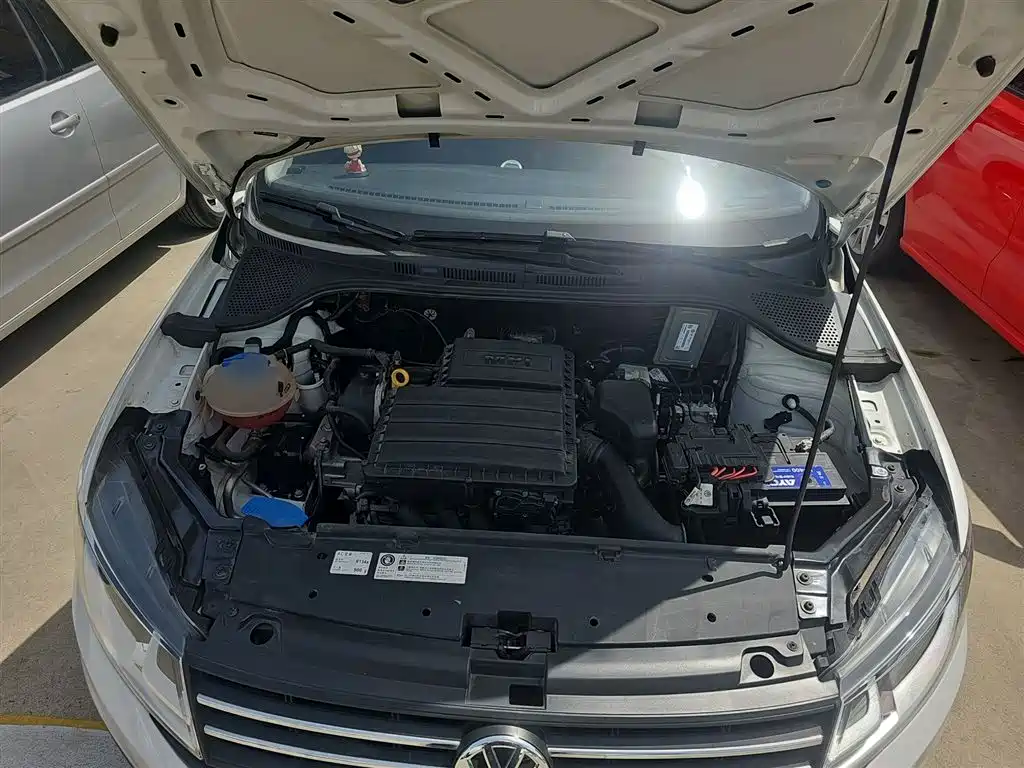 Volkswagen Santana 2016 1.6L Manual Trend Edition фото 20
