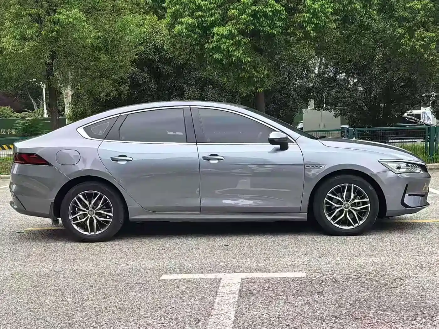 Фото 9 - BYD Qin PLUS