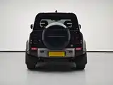 Photo 6 - Land Rover Defender