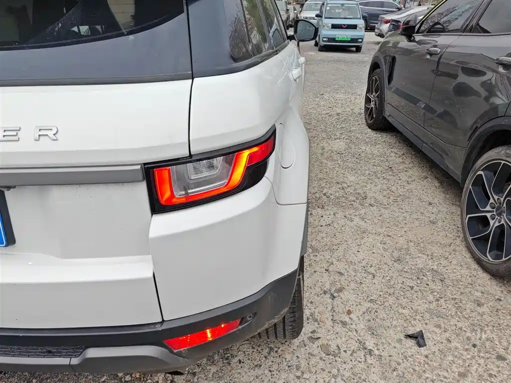 Land Rover Range Rover Evoque 2018 240PS SE Smart Edition фото 8