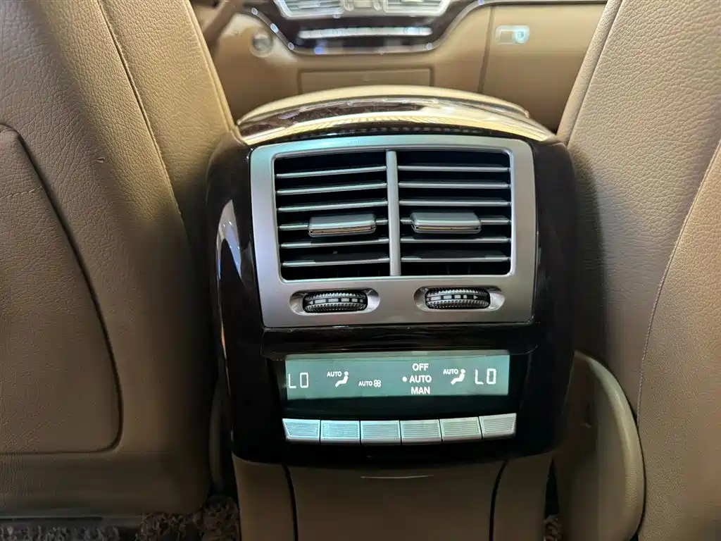 Mercedes-Benz S-Class 2012 S 300 L Premium Grand Edition фото 14
