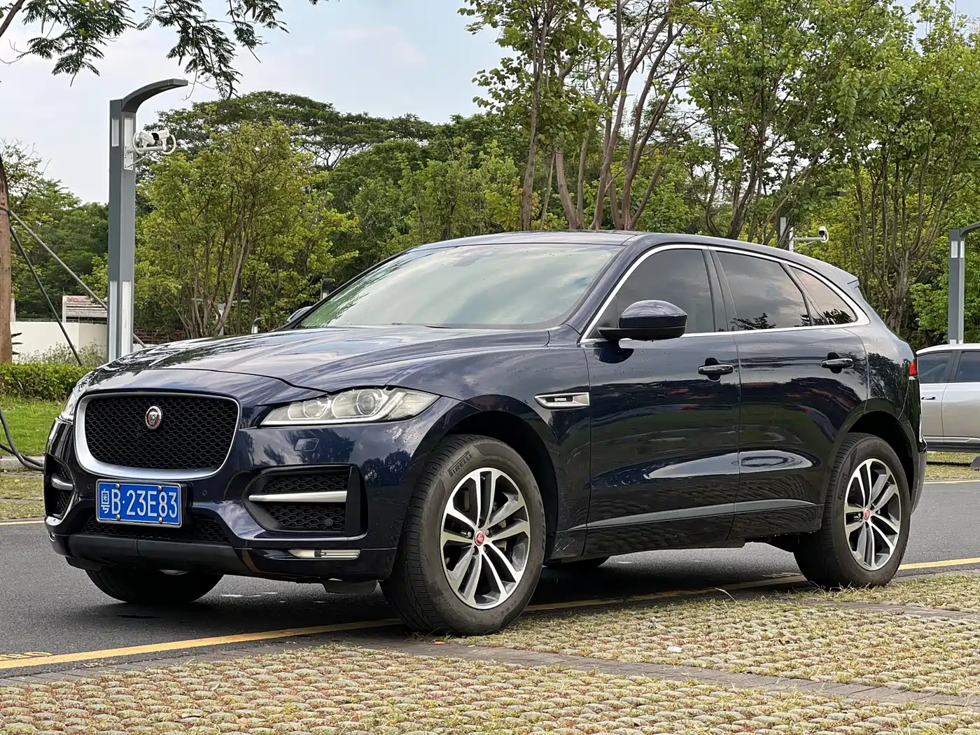 Photo 1 - Jaguar F-PACE