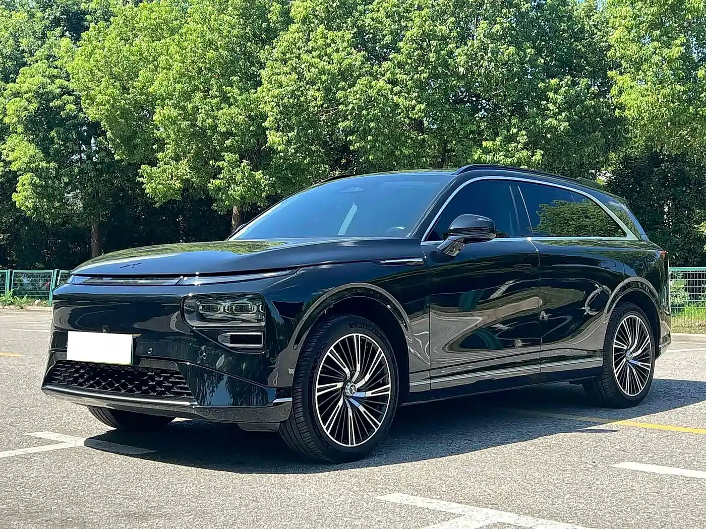 XPeng G9