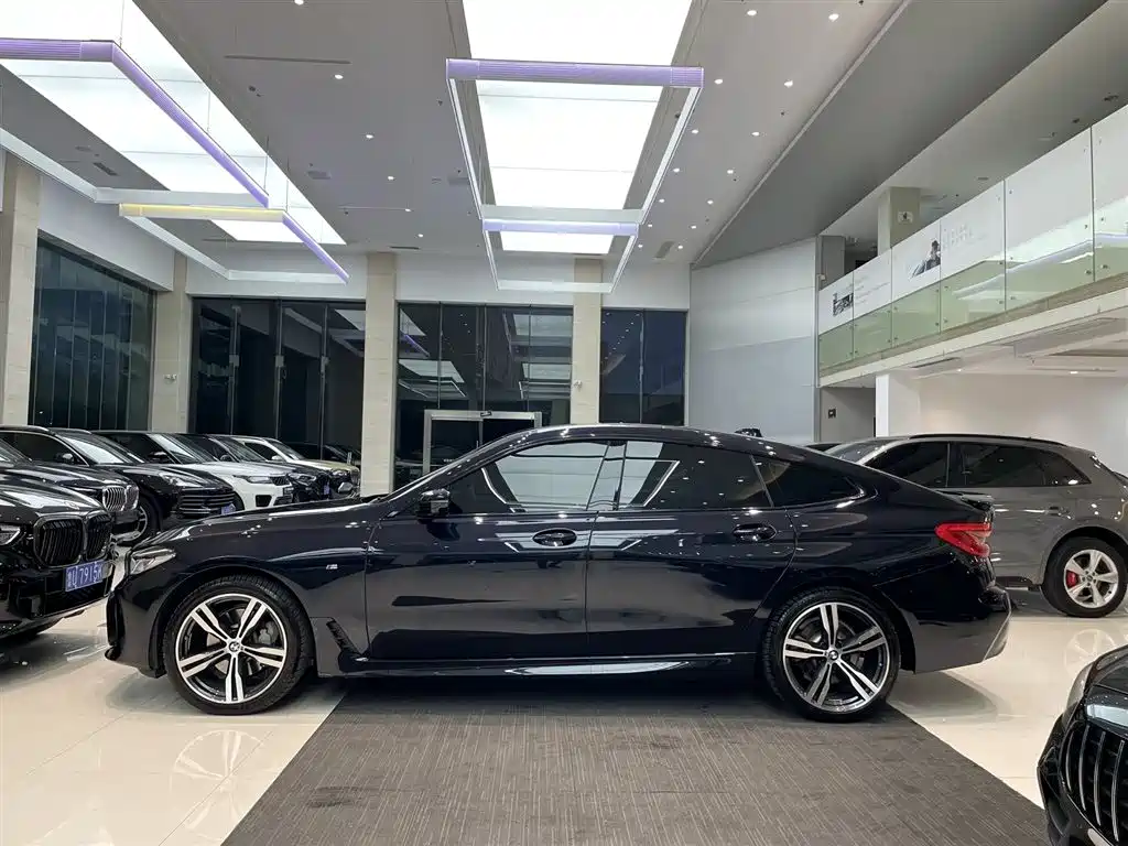 BMW 6 Series GT 2021 630i M Sport Package фото 3