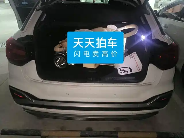 Audi Q2L e-tron 2022 Q2L e-tron Pure Electric Intelligent — фото 5