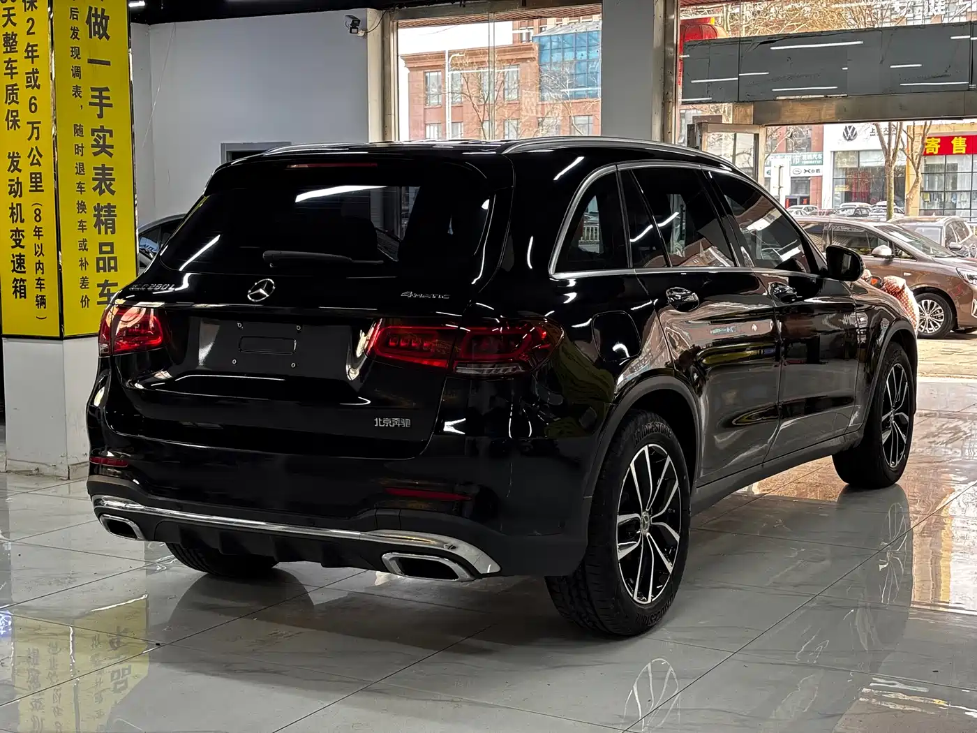 MERCEDES-BENZ GLC