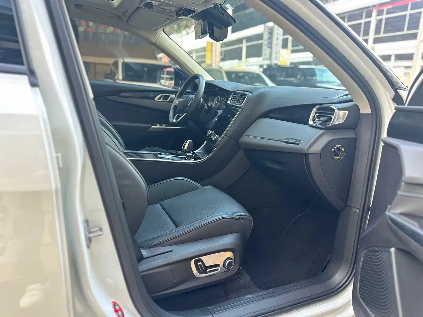 Lynk & Co 01 EM-P 2019 2018 1.5T PHEV Jin Pro China V