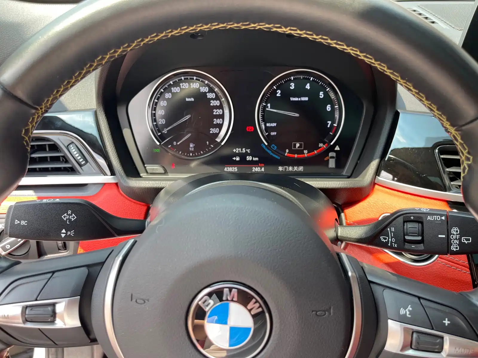 Фото 15 - BMW X2
