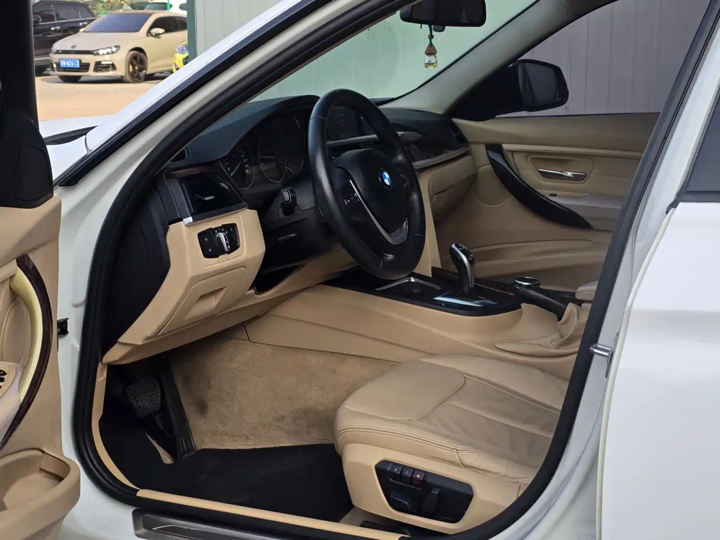 BMW 3 Series 2013 Facelift 320Li Luxury Design Package фото 6