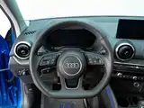 Photo 13 - Audi Q2L