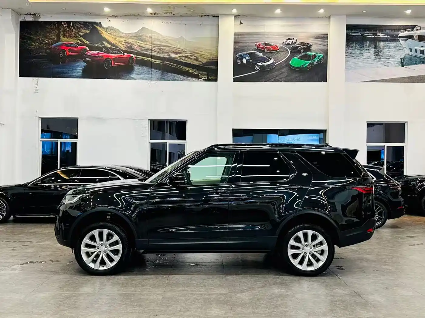Land Rover Discovery 2024 2024 Model 360PS S