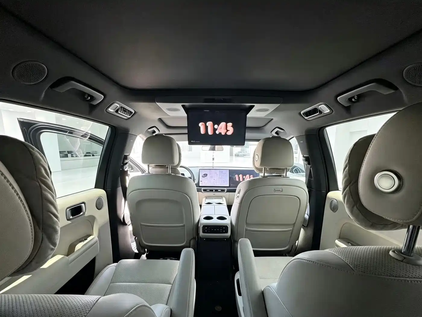 Фото 6 - Li Auto Li L8