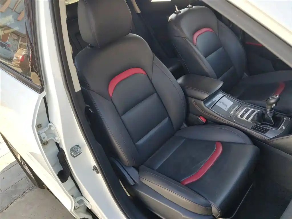 Changan CS55 2017 2017 1.5T Manual Xuanse Edition