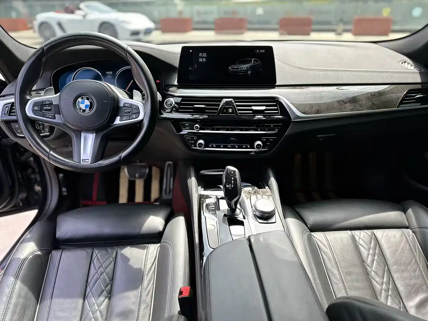 BMW 5 Series (Import) 2018 540i M Sport Package фото 6