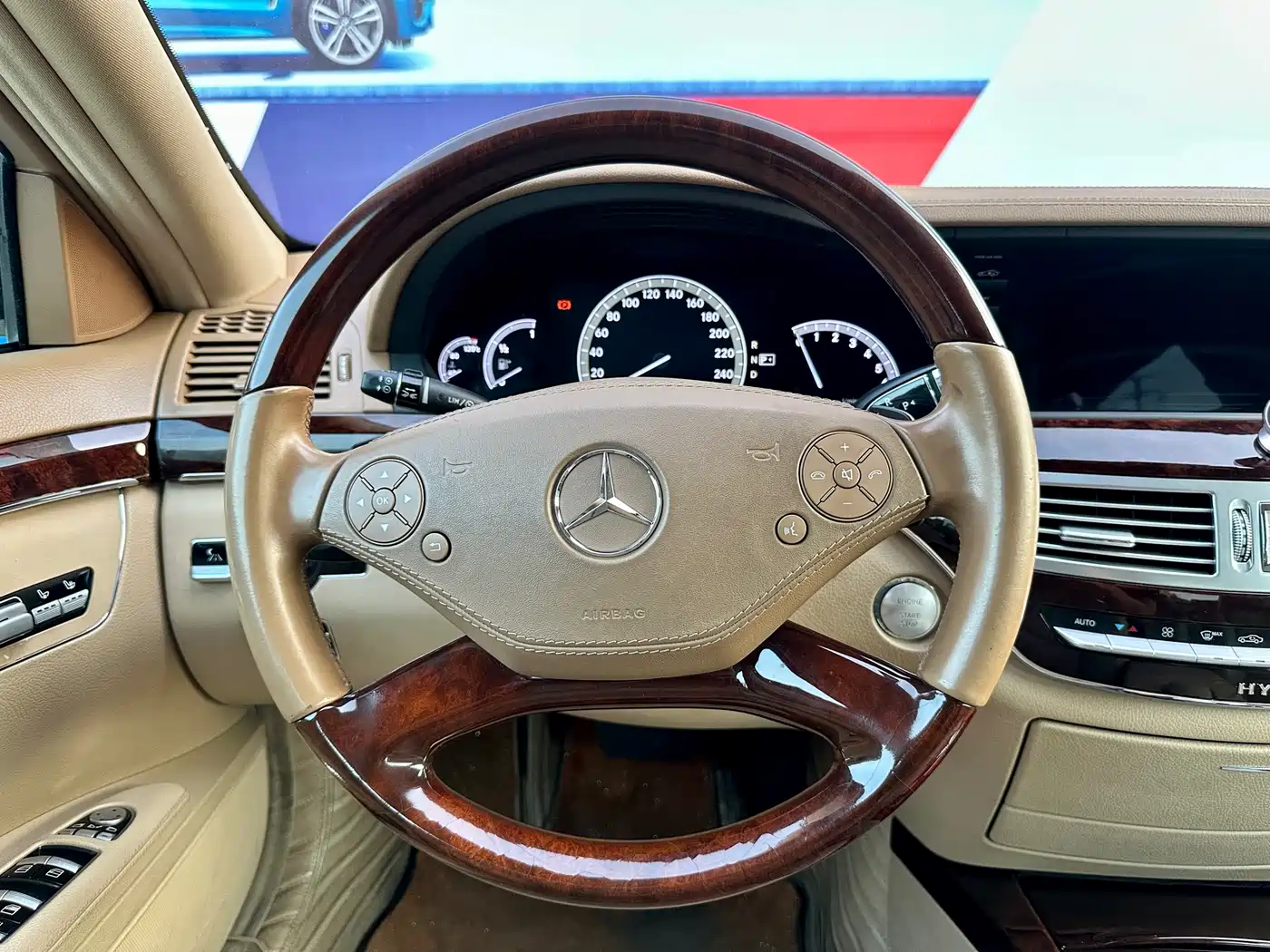 Mercedes-Benz S-Class 2010 Model S 400 L HYBRID фото 14