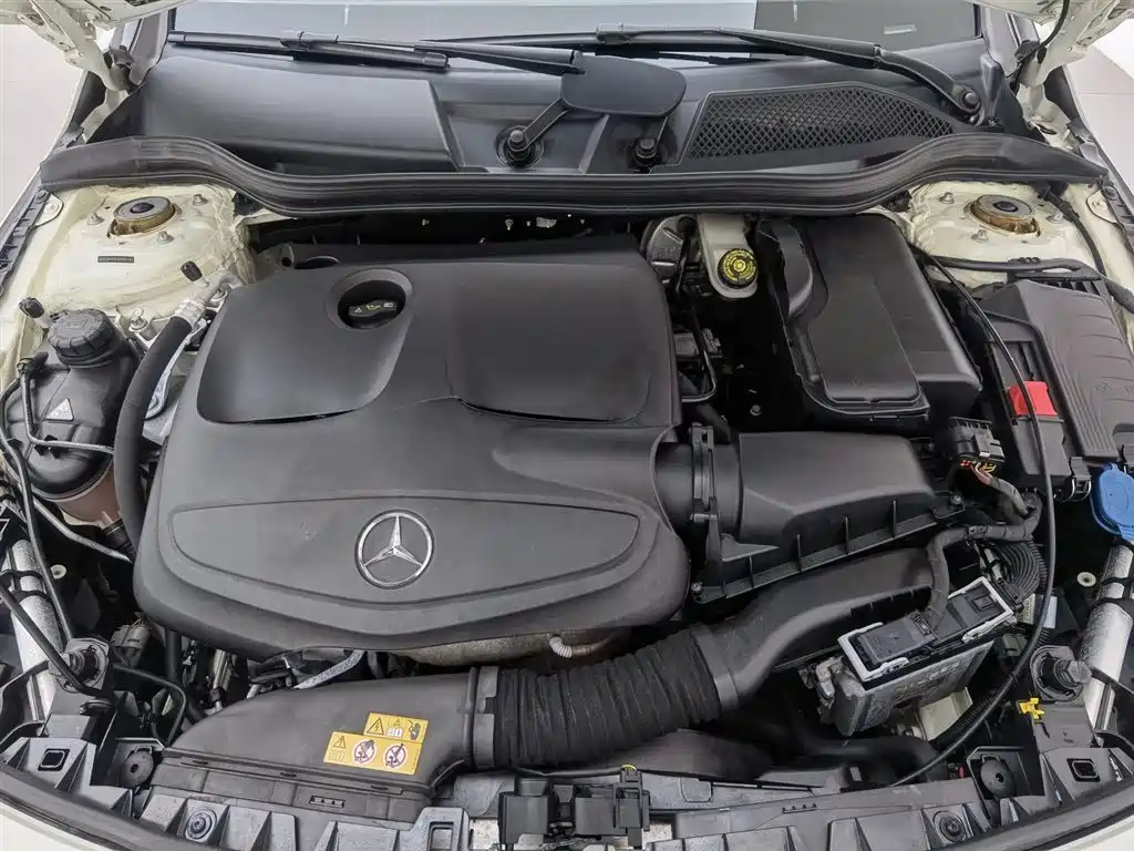 Mercedes-Benz CLA (Import) 2017 CLA 220 4MATIC фото 6