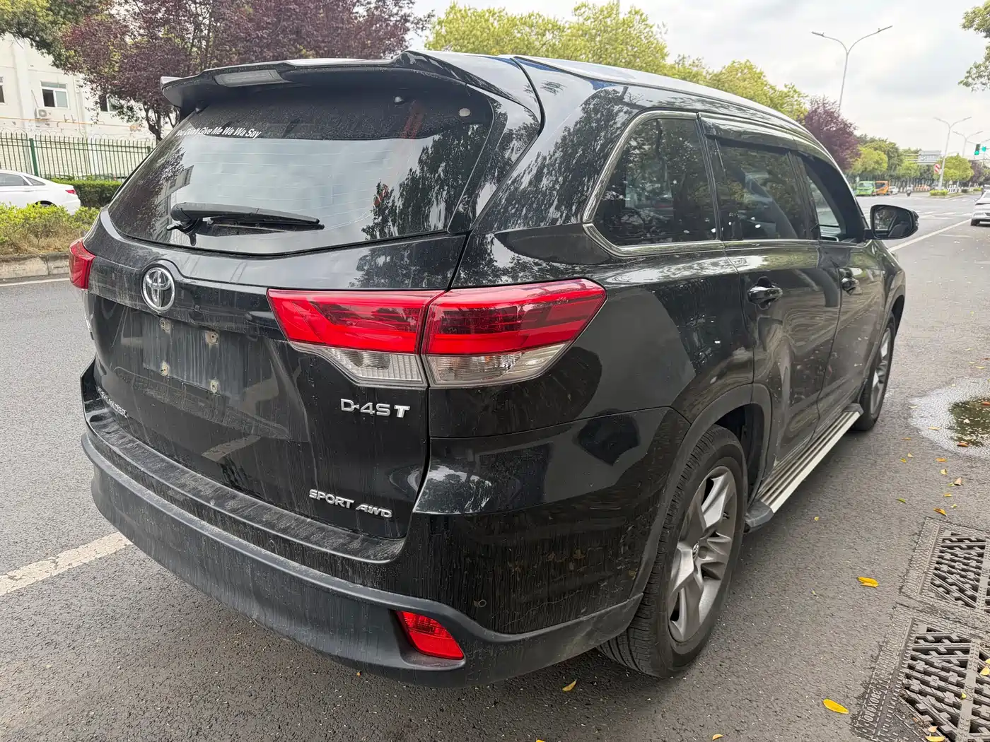 TOYOTA HIGHLANDER