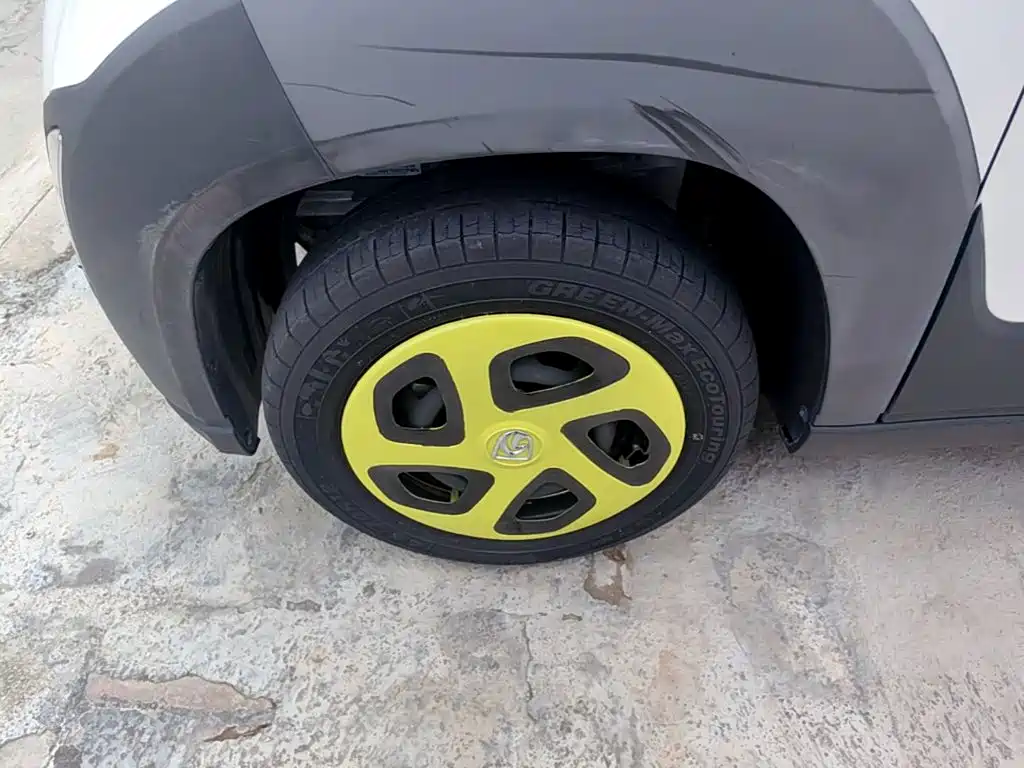 Фото 23 - Baojun E100