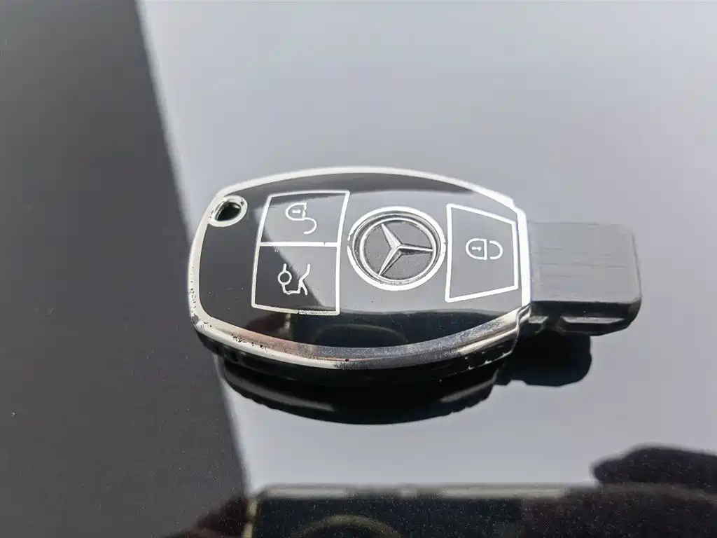 Mercedes-Benz E-Class 2015 E 260 L Luxury фото 19