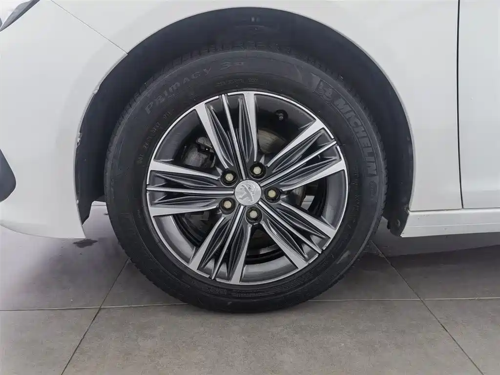 Peugeot 308 2019 230THP Automatic Luxury Edition China V фото 17