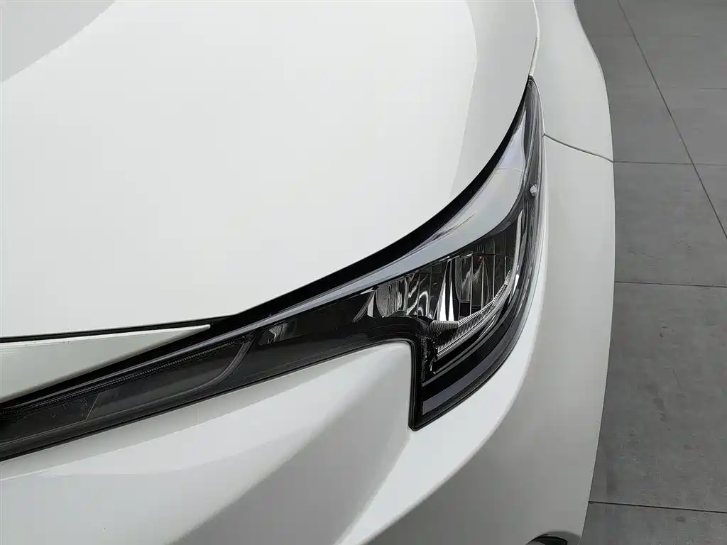 Toyota Levin 2019 Dual Engine 1.8H E-CVT Luxury Edition China V фото 7